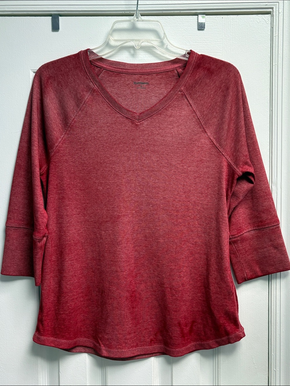 New Ruff Hewn Ribbed Stretchy V‑Neck Two-Tone Washed Red Top Women's Tee Size S!